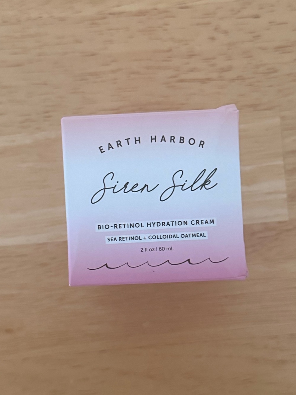 Earth Harbor Siren Silk Hydration Cream - Pink to White Ombre Box